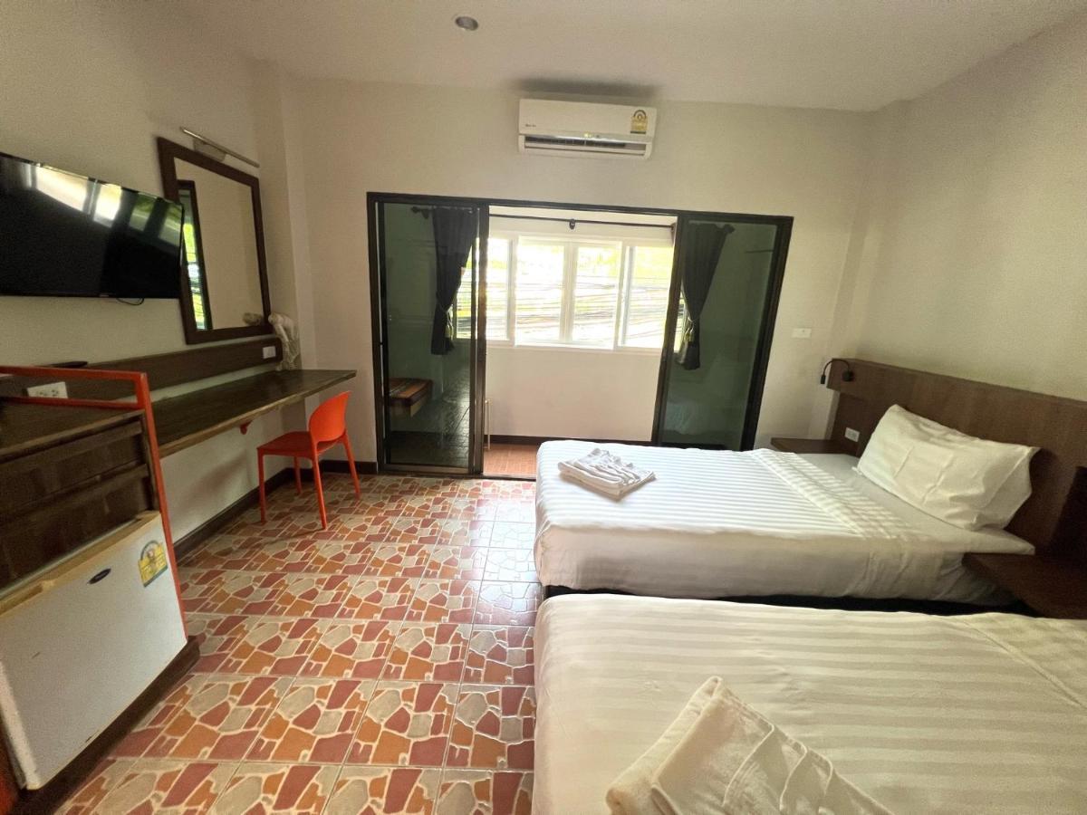 Hotel My Friend'S House Karon Esterno foto