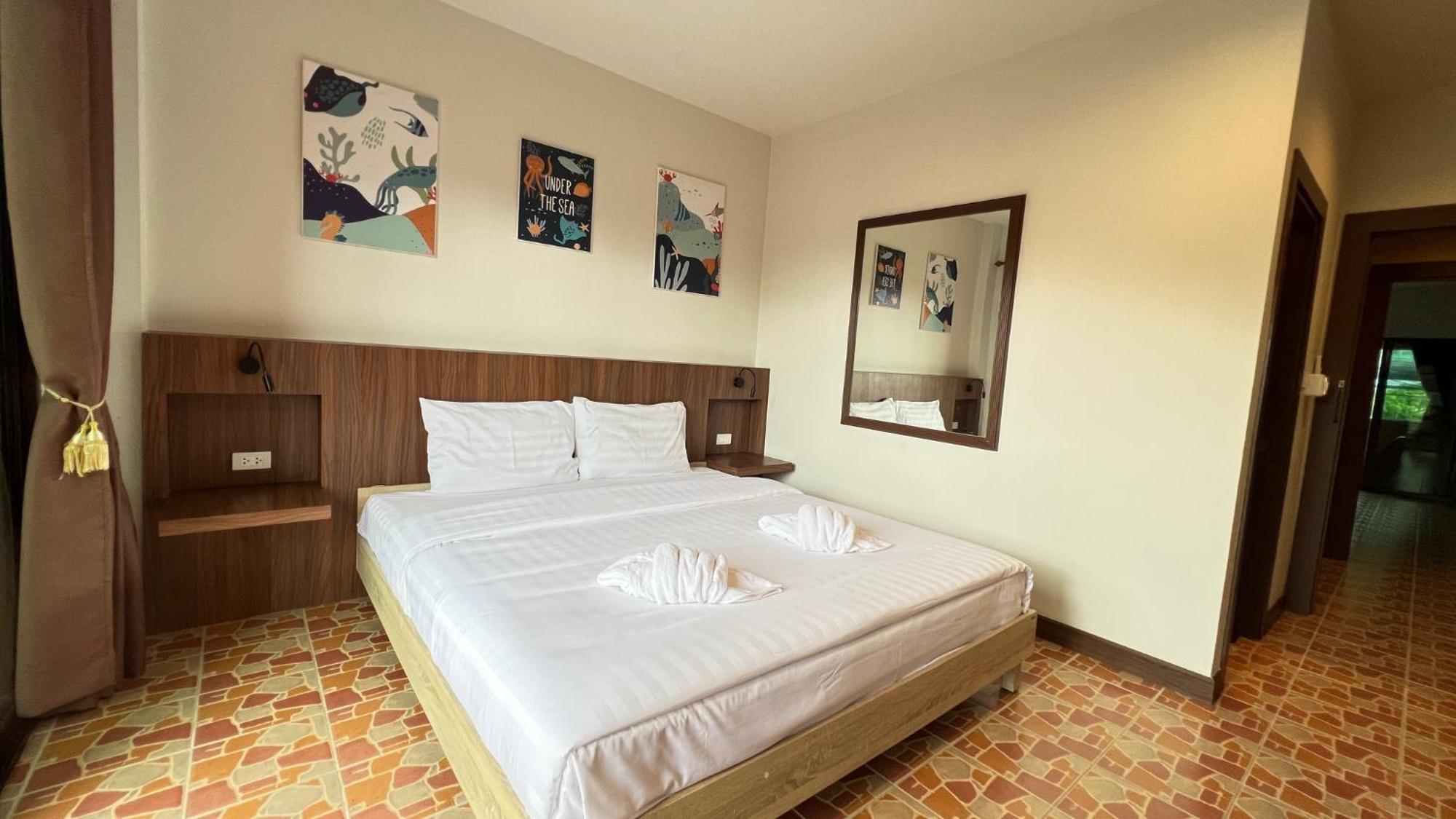 Hotel My Friend'S House Karon Esterno foto