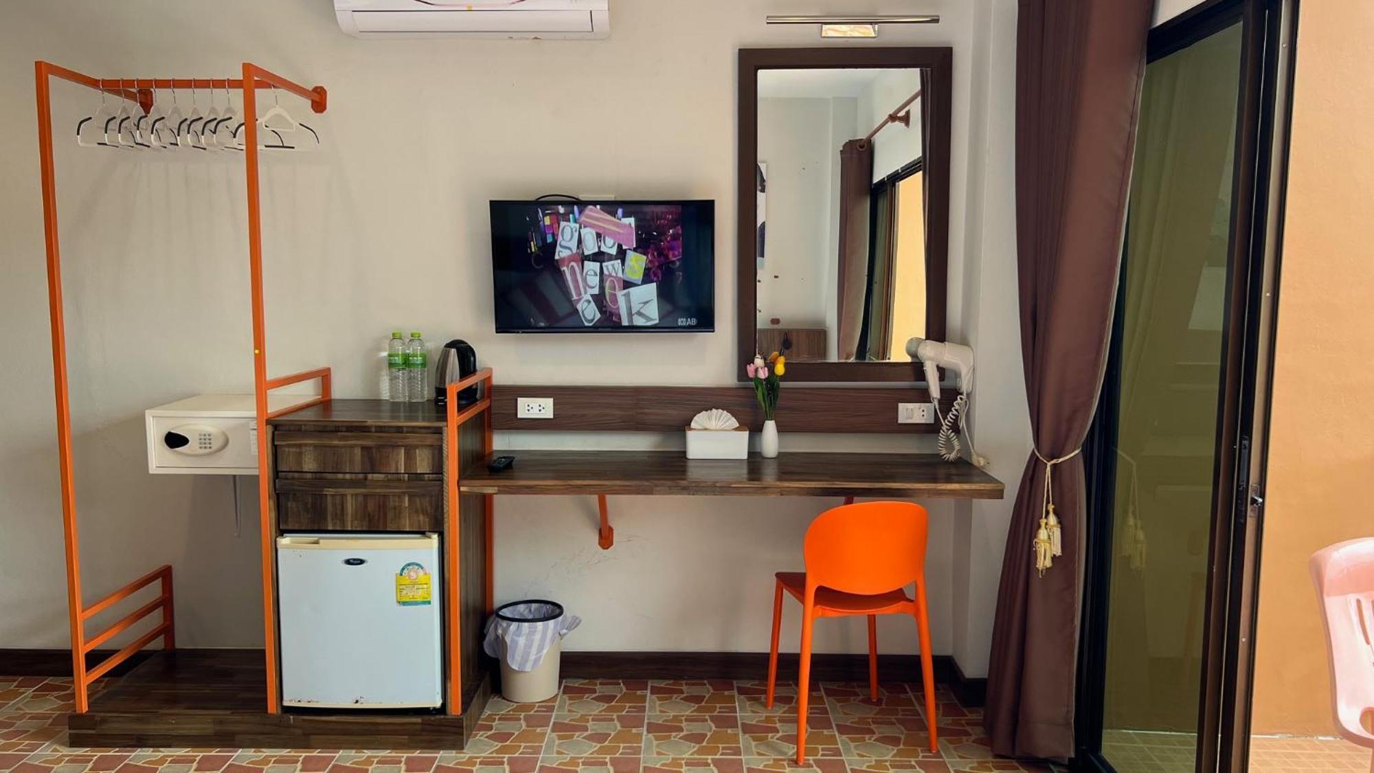 Hotel My Friend'S House Karon Esterno foto