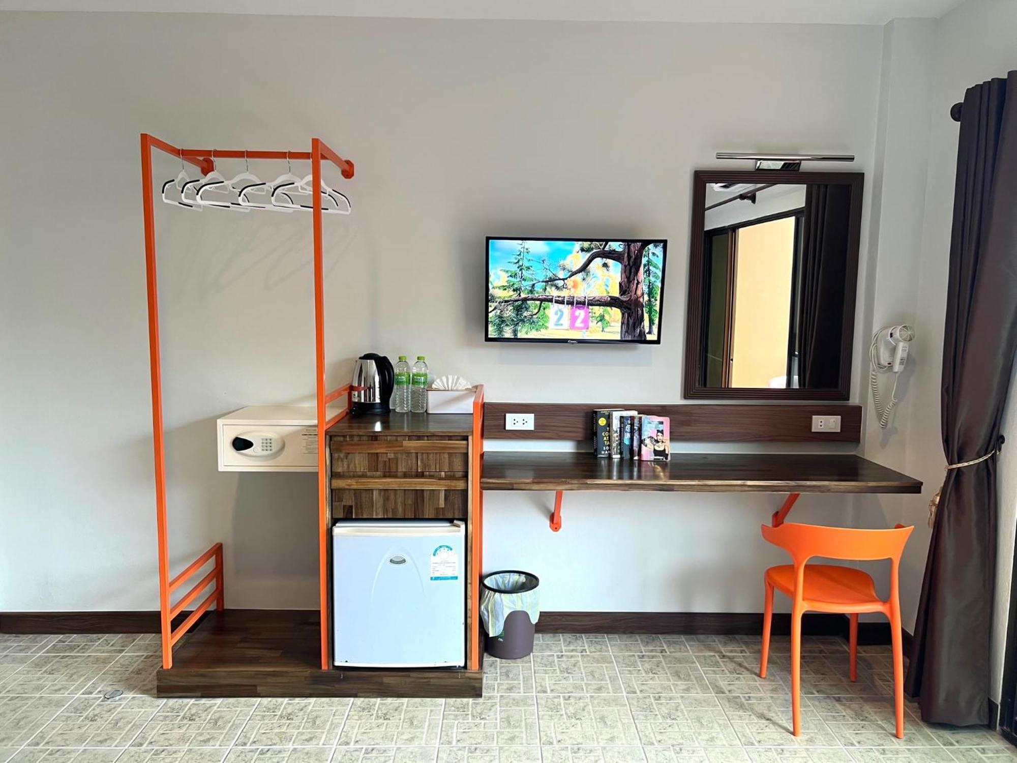 Hotel My Friend'S House Karon Esterno foto