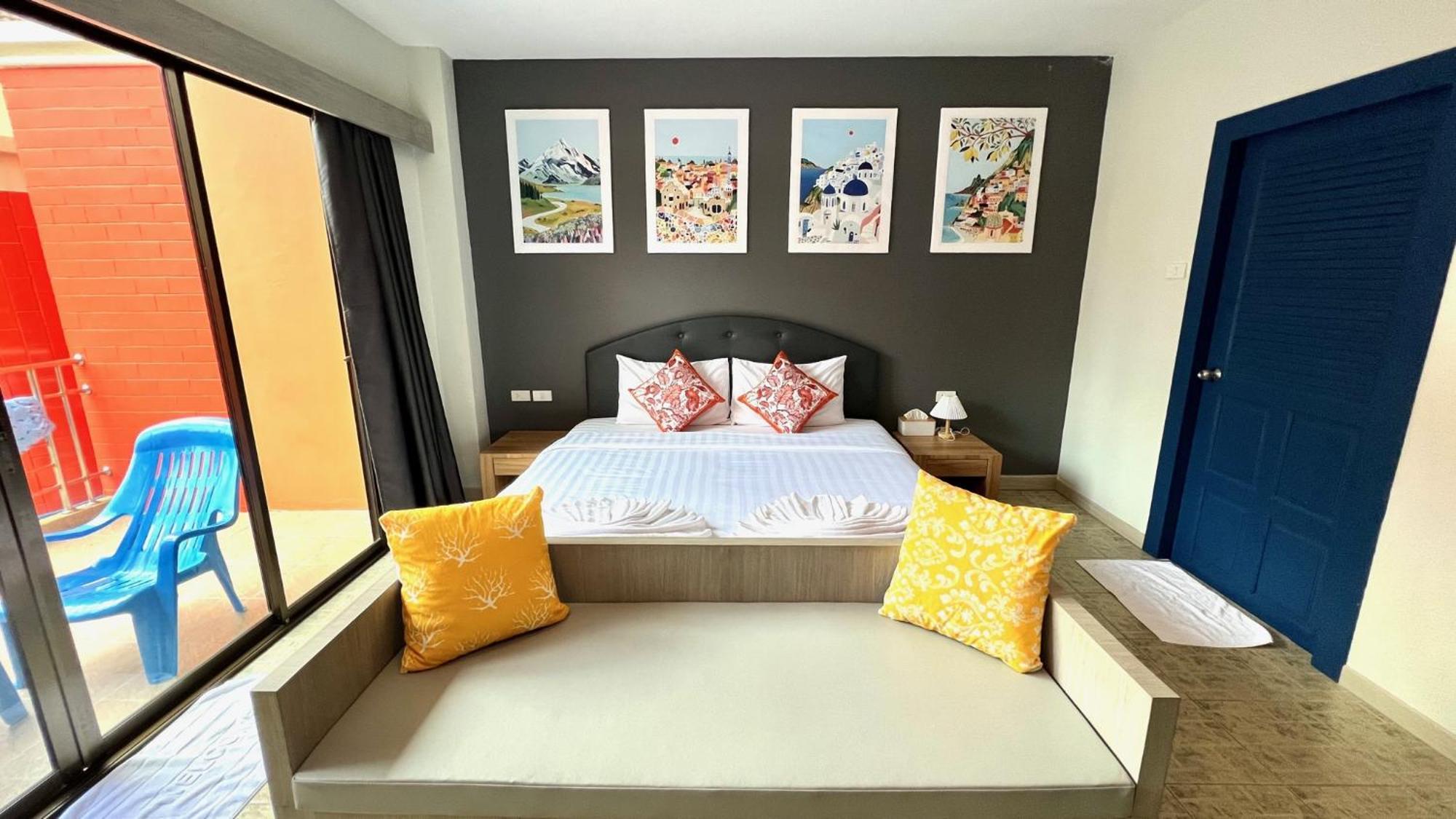 Hotel My Friend'S House Karon Esterno foto