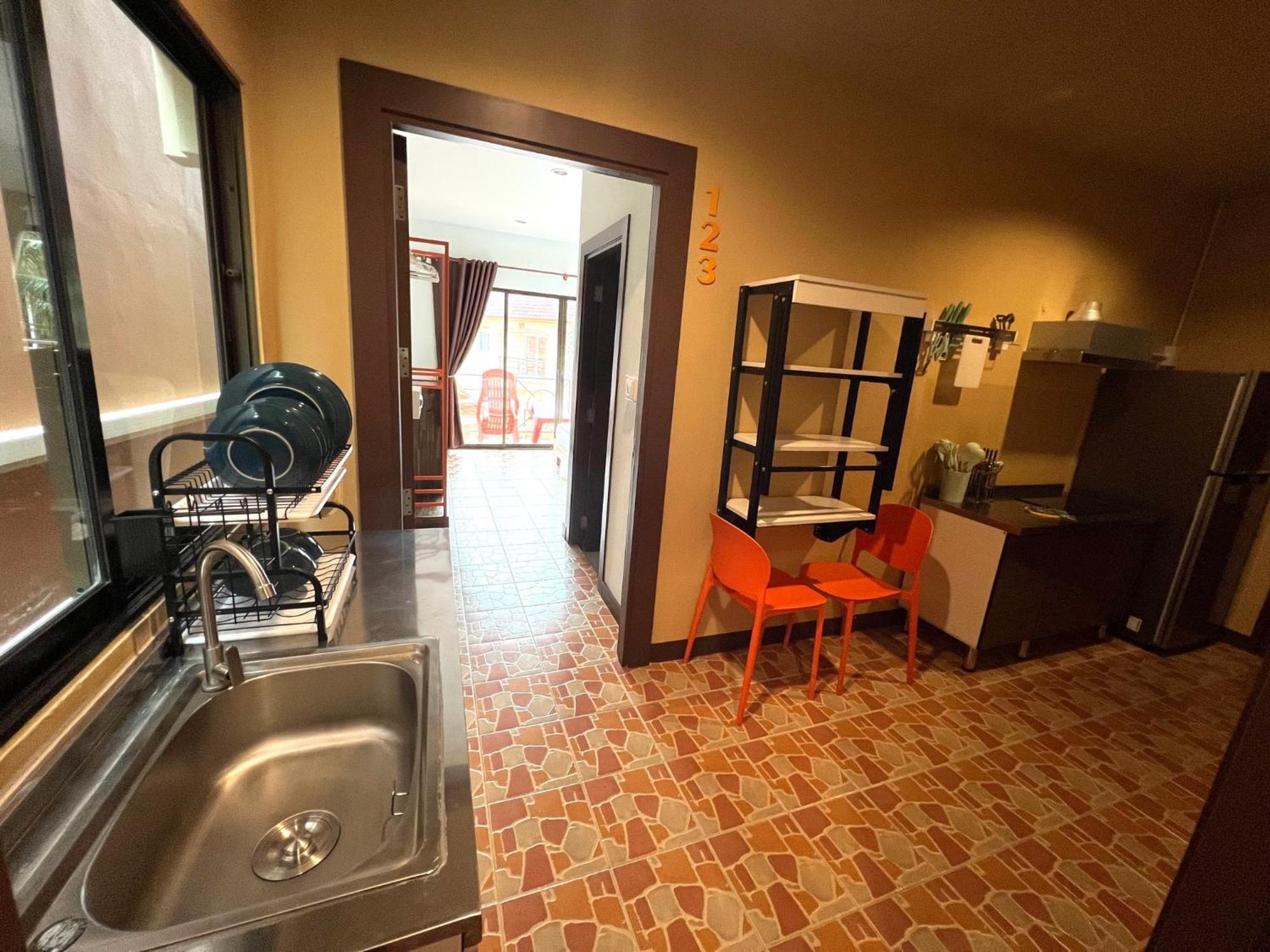 Hotel My Friend'S House Karon Esterno foto